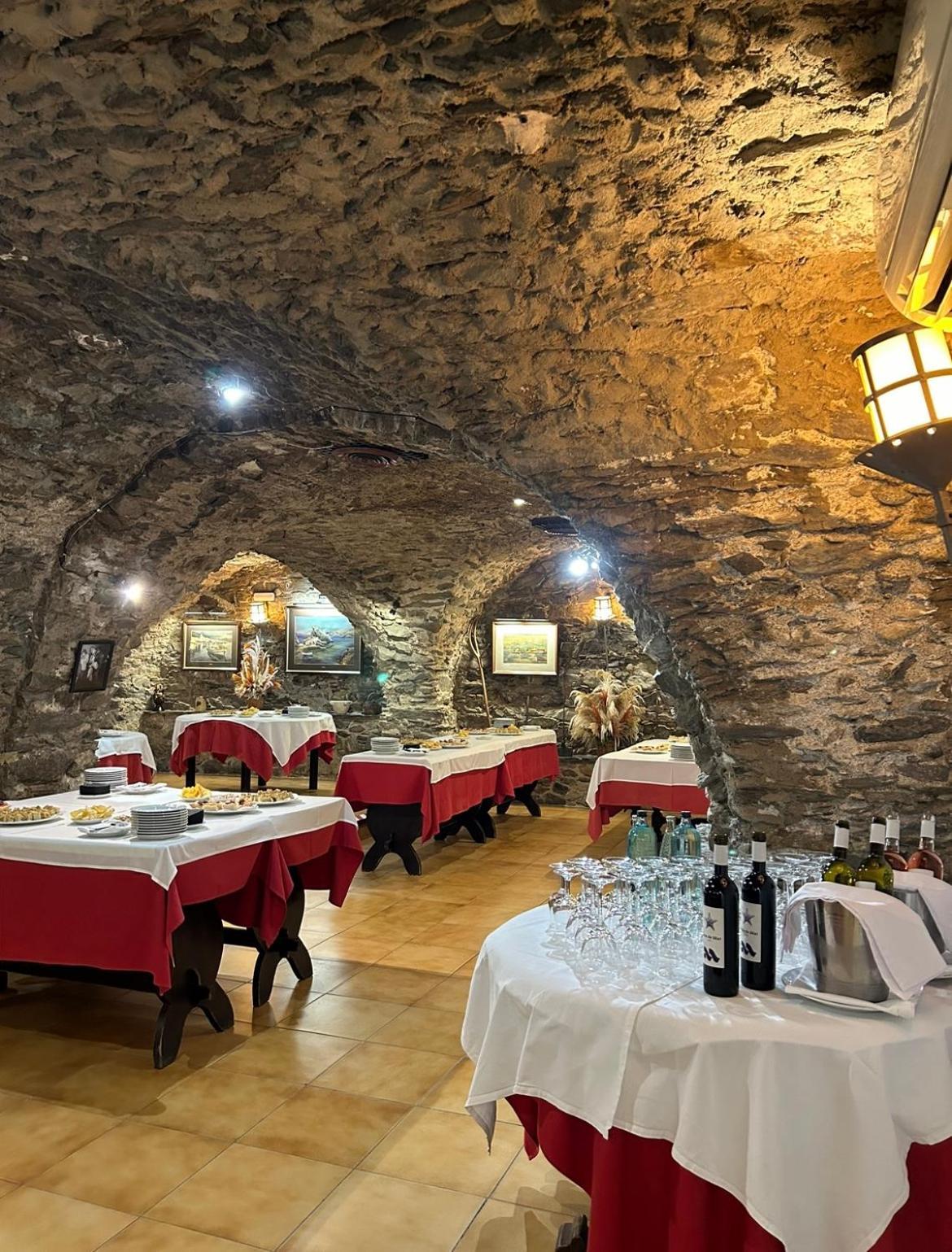 Hostal La Tina El Port De La Selva Eksteriør bilde
